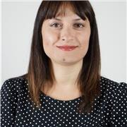 Laureata in lingue e letterature straniere impartisce ripetizioni di lingua francese e spagnola a ragazzi di ogni ordine e grado scolastico